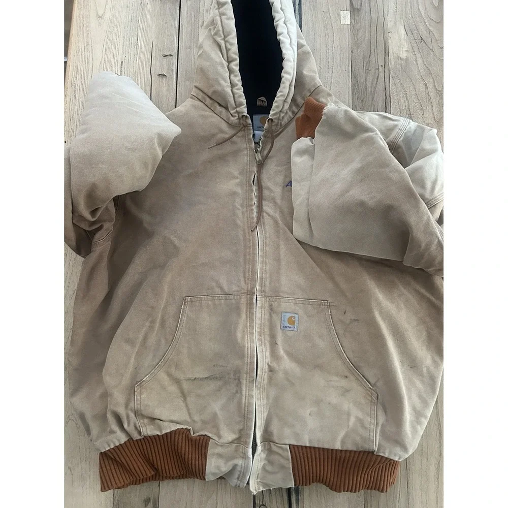 Carhartt vtg distressed